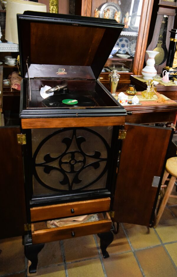 Mueble gramófono